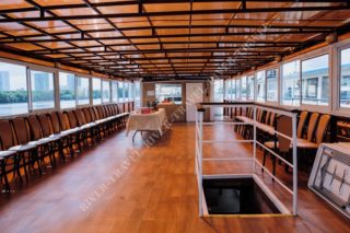 Теплоход Августина