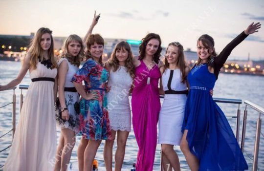 vypusknoy-na-teplohode1