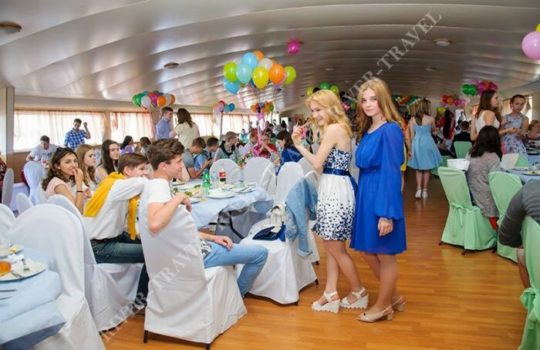 vypusknoy-na-teplohode7