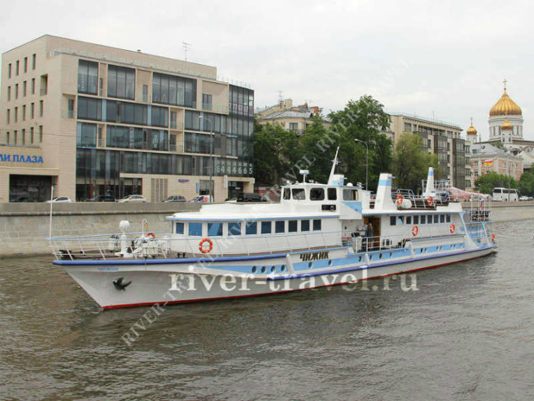 Теплоход Чижик