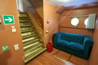 Теплоход Дунай