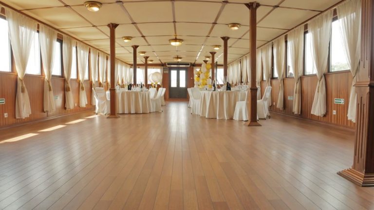 Теплоход Императрица