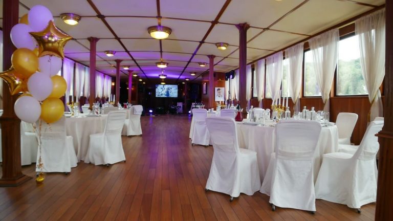 Теплоход Императрица