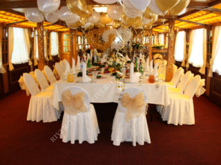 Теплоход Фалькон