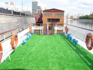 Теплоход Фалькон