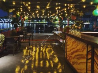 Теплоход Император