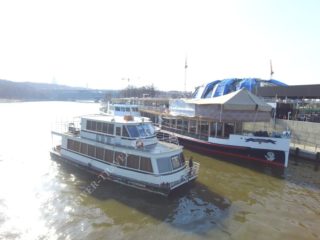 Теплоход Держава