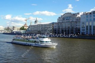 Теплоход Ривер Лаунж