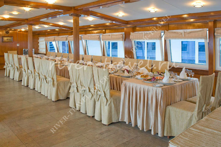 Теплоход Союз