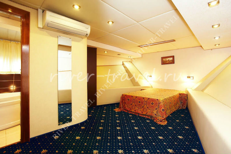 Теплоход Союз