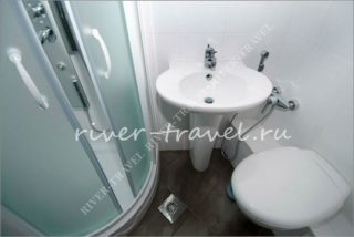 Теплоход Барс