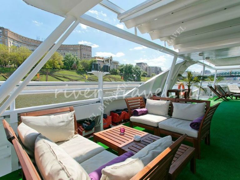 teplohod-palmadesochi717