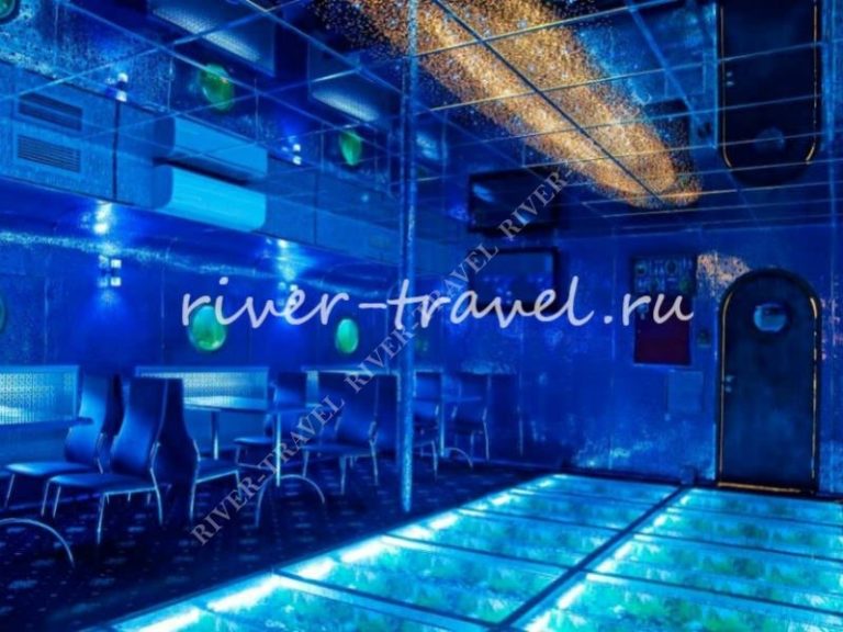 Теплоход Гжель