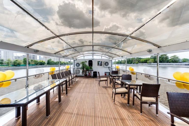 Теплоход Благодать