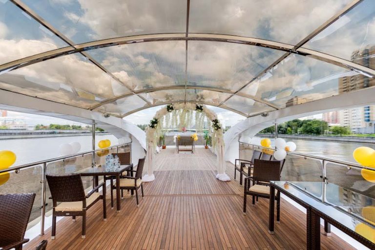 Теплоход Благодать