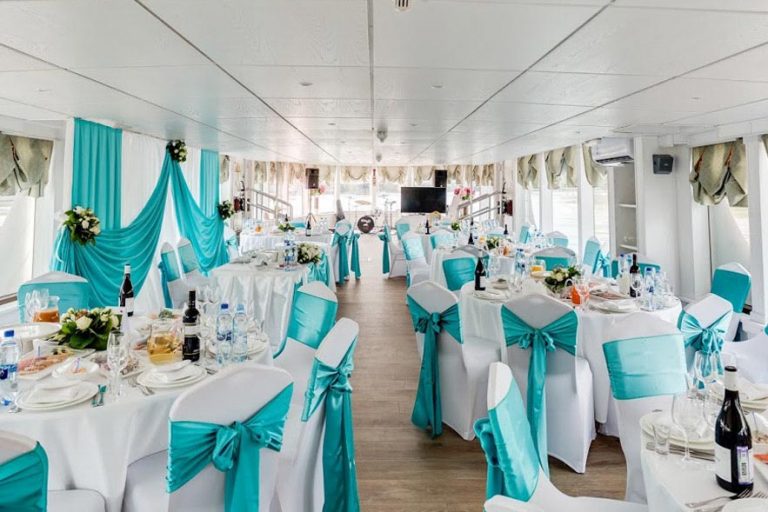 Теплоход Благодать