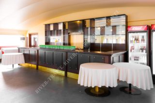 Теплоход Рио-4