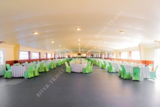 Теплоход Рио-4