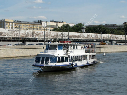 Теплоход Кармэл