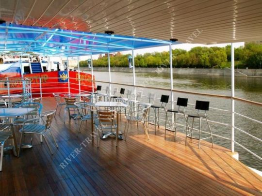 Теплоход Кармэл