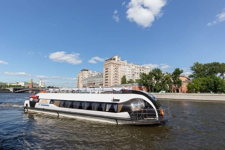 Теплоход Богема