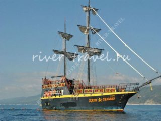 Теплоход Джон Сильвер