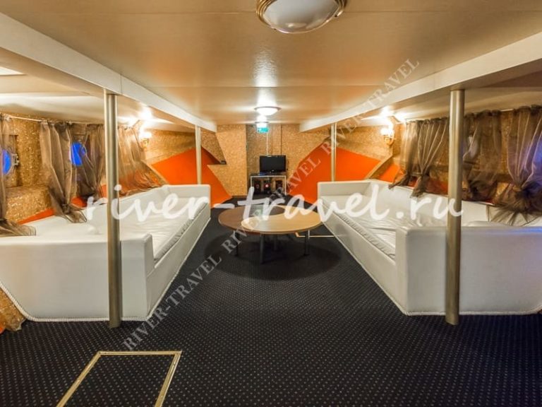 Теплоход Рио