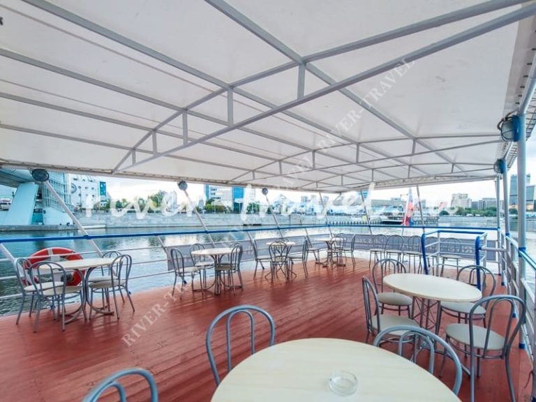 Теплоход Рио