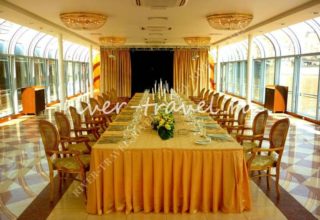 Теплоход Ривер Палас