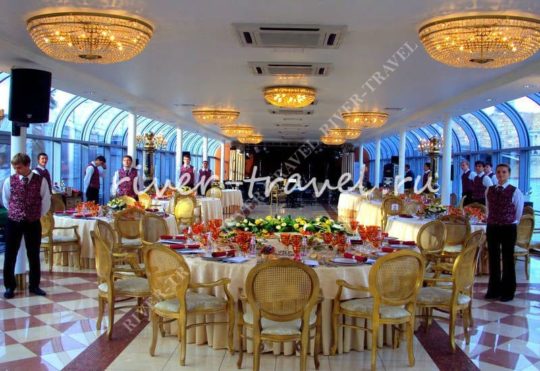 Теплоход Ривер Палас Теплоход Ривер Палас