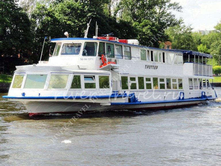 Теплоход Троттер