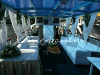 Теплоход Вдохновение