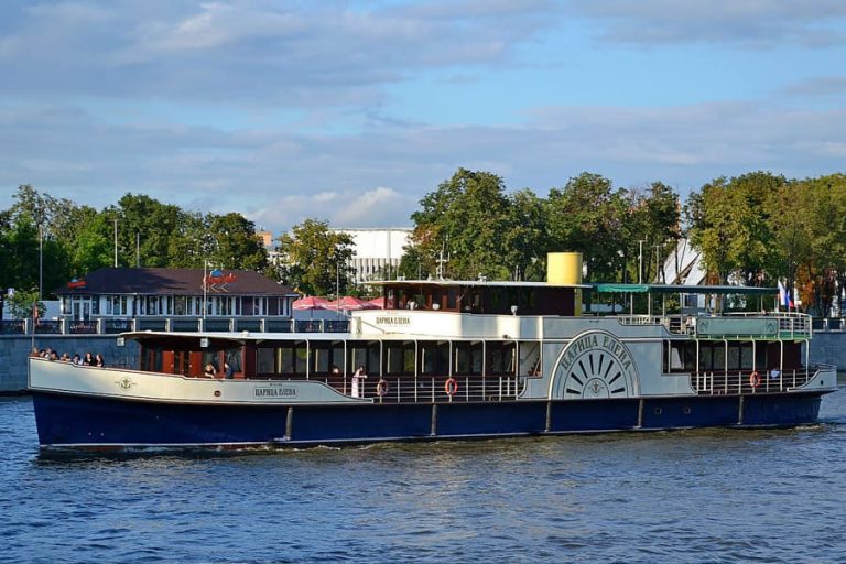 Теплоход Императрица