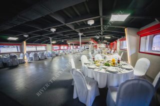 Теплоход Рио-1