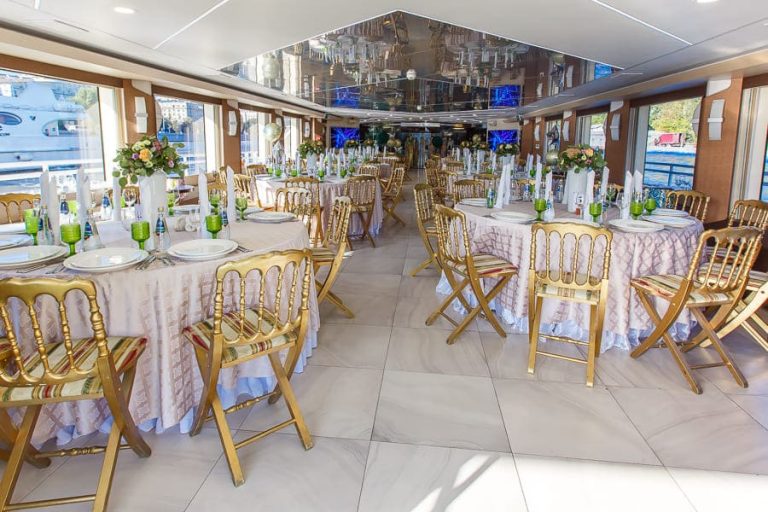 Корабль пальма Сочи-20