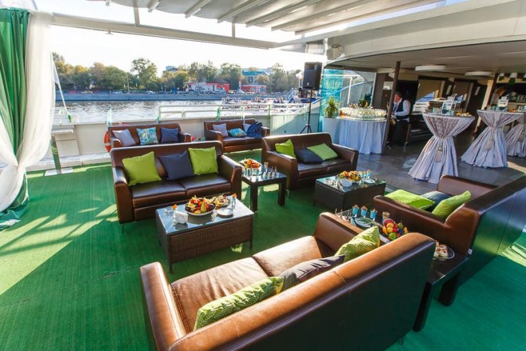 Корабль пальма Сочи-32