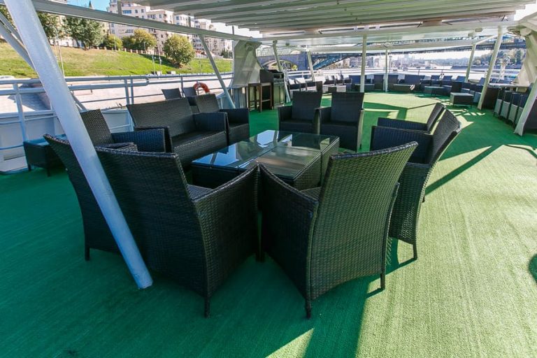 Корабль пальма Сочи-5