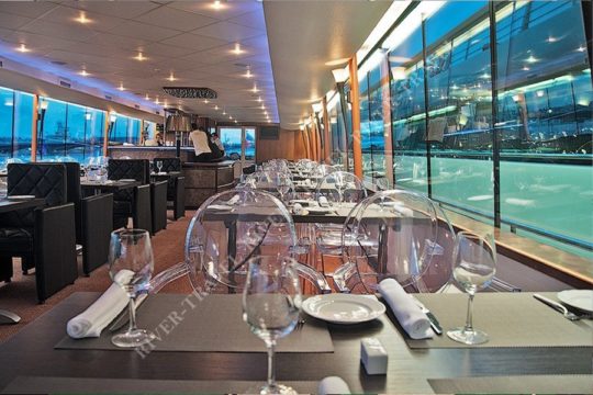 river-lounge-2021-6 river-lounge-2021-6