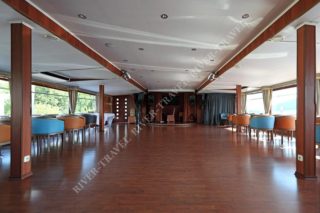 Теплоход Андрей Рублев