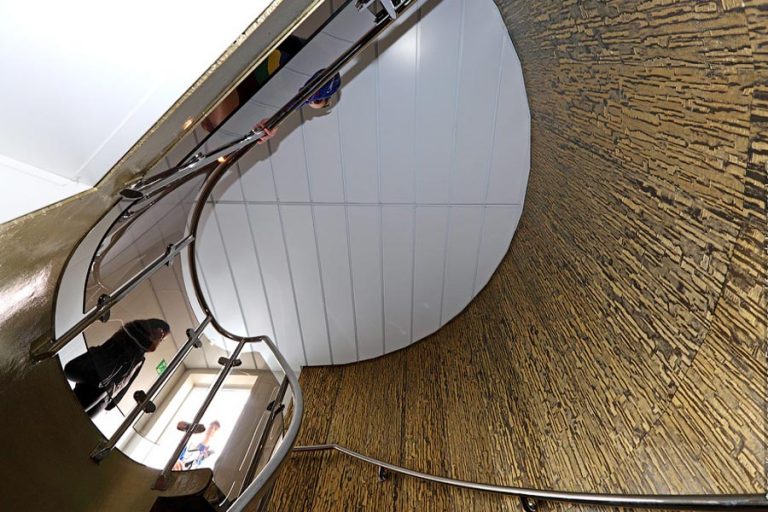 Теплоход Александр Грин