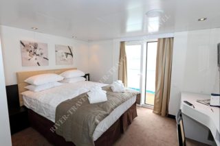 Теплоход Александр Грин