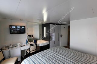 Теплоход Александр Грин