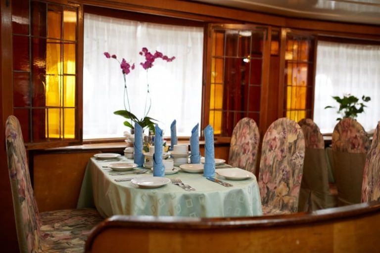 Теплоход Иван Крылов