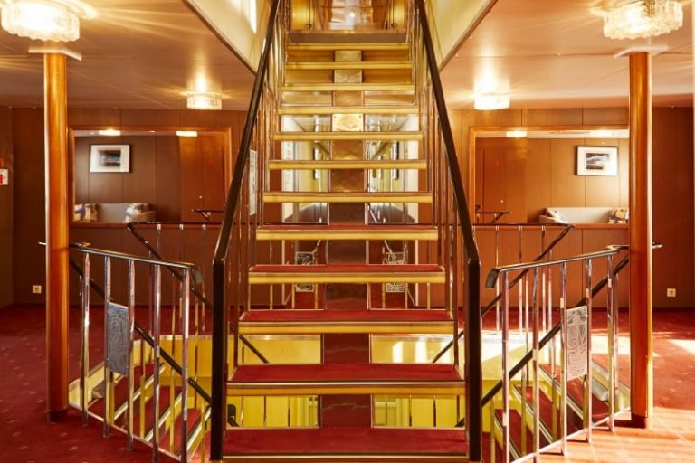 Теплоход Княжна Анастасия