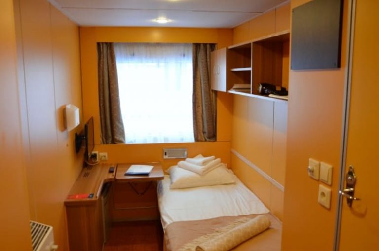 Теплоход Княжна Анастасия