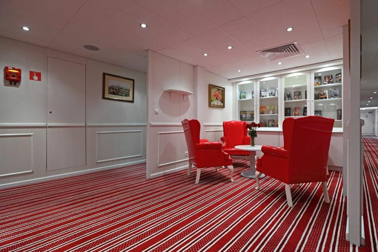 Теплоход Княжна Виктория