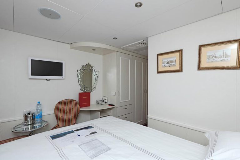 Теплоход Княжна Виктория