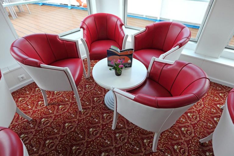 Теплоход Княжна Виктория