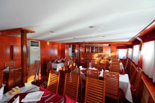 Теплоход Президент