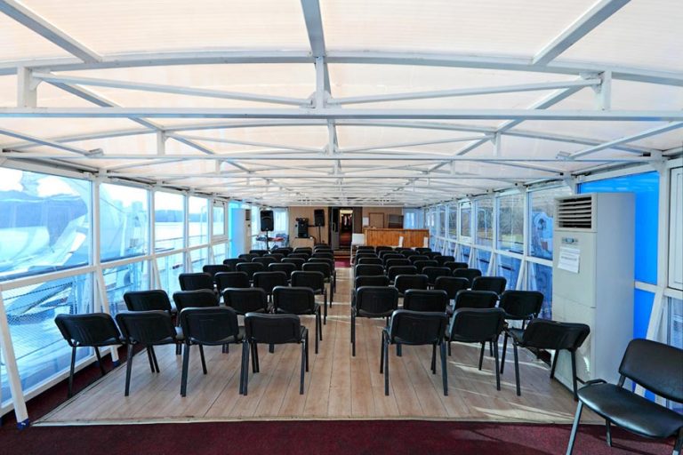 Теплоход Президент